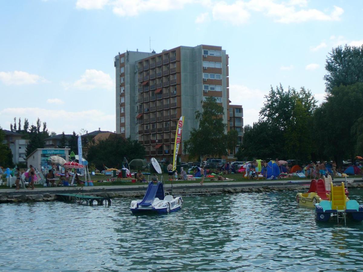 Vizparti Sas Apartman Siofok Dış mekan fotoğraf